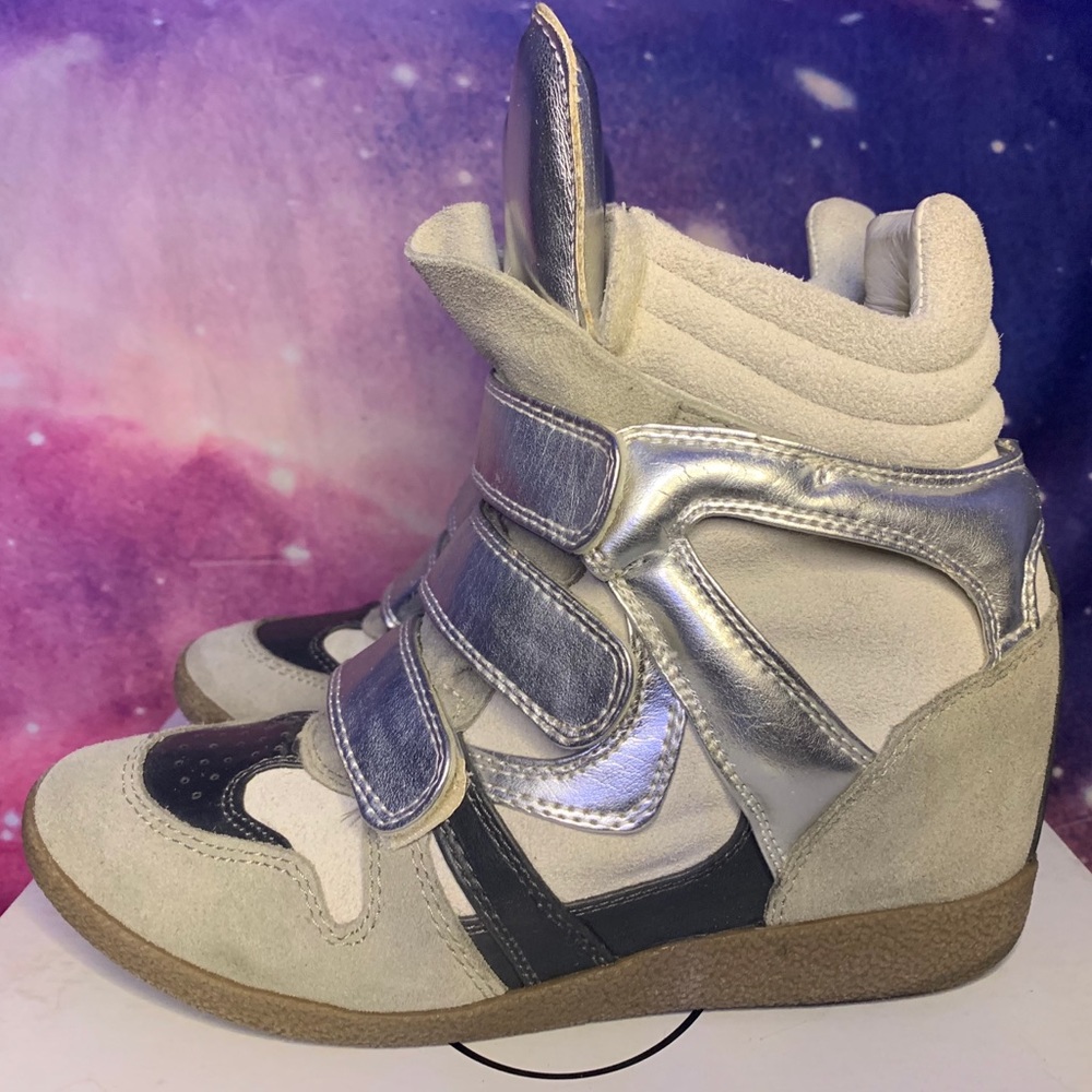 Steve Madden Hilight Suede Silver Sneaker US7